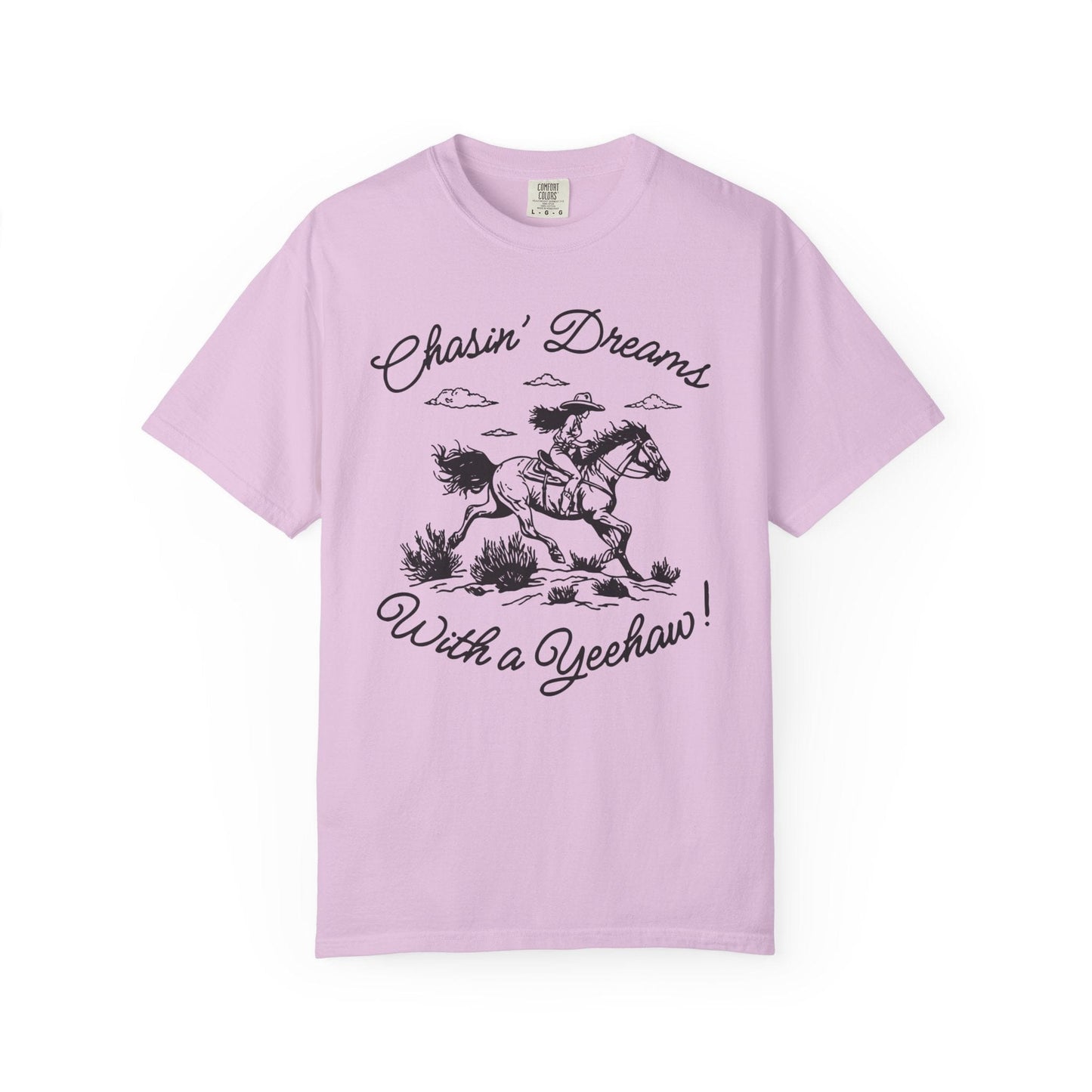 Chasin’ Dreams With a Yeehaw Tee – Retro Cowgirl Line Art Shirt