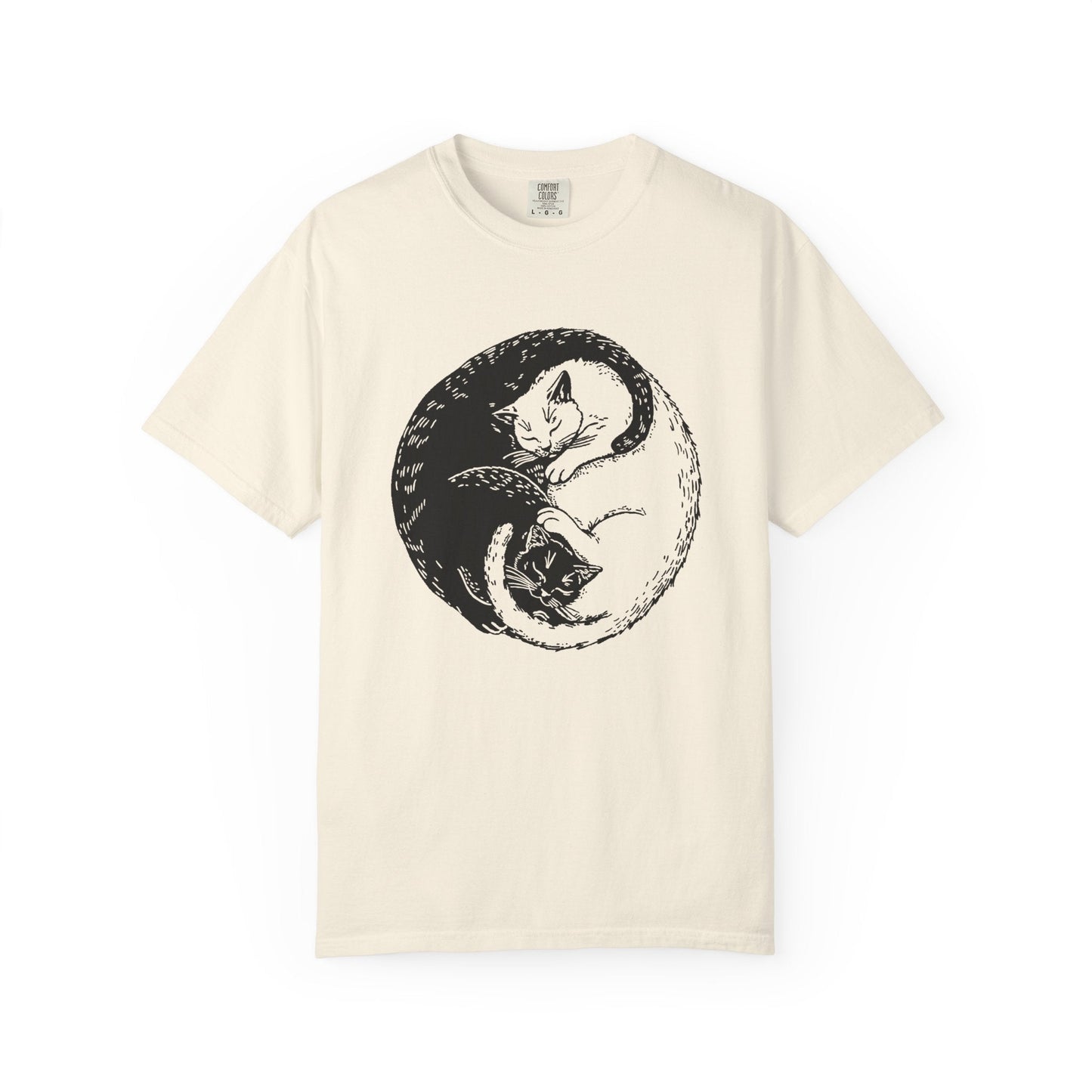 Yin Yang Cats – Black & White Sleeping Cat Tee