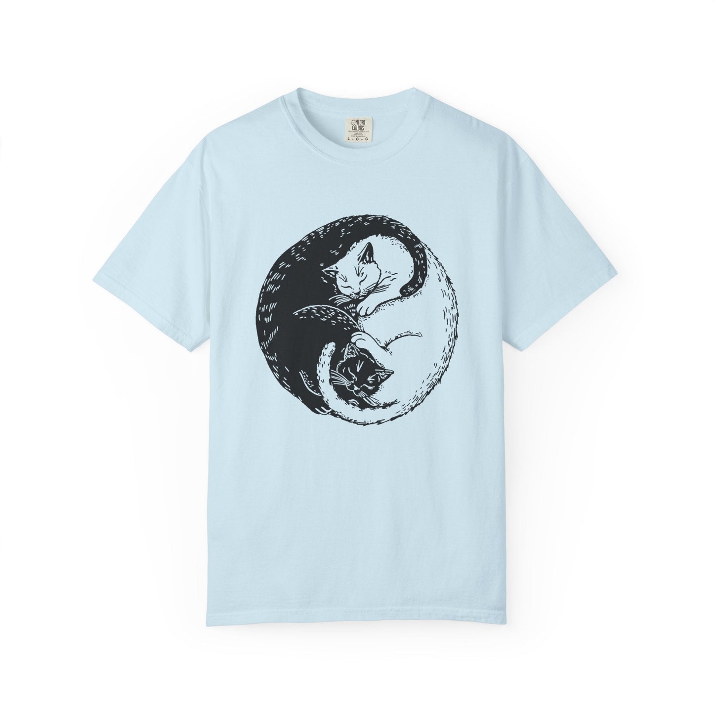 Yin Yang Cats – Black & White Sleeping Cat Tee