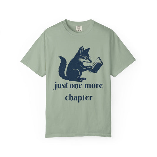 Just One More Chapter – Bookworm Fox Tee
