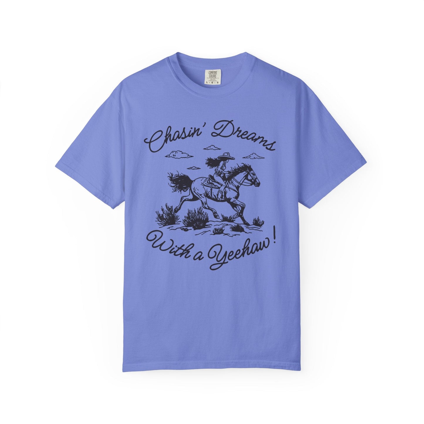 Chasin’ Dreams With a Yeehaw Tee – Retro Cowgirl Line Art Shirt