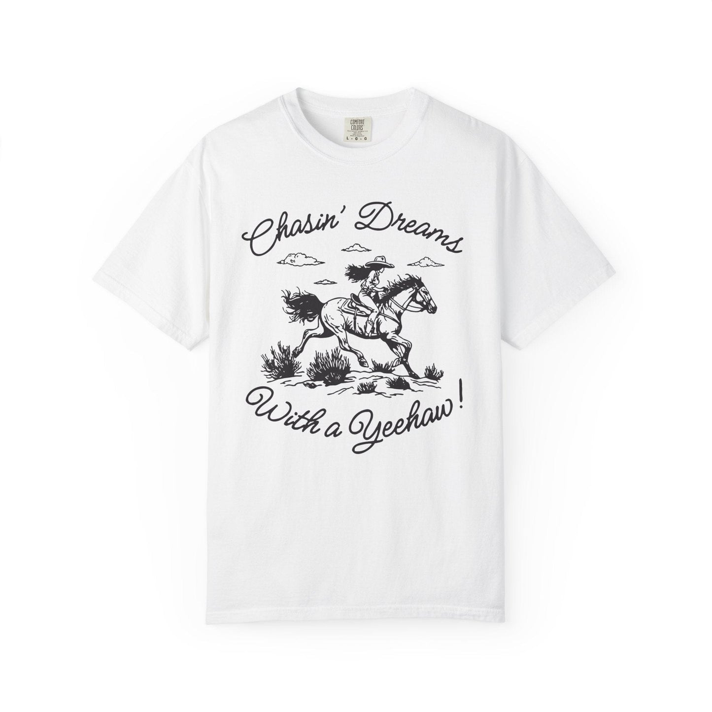 Chasin’ Dreams With a Yeehaw Tee – Retro Cowgirl Line Art Shirt