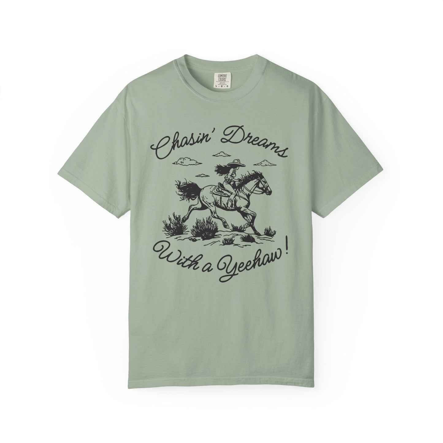 Chasin’ Dreams With a Yeehaw Tee – Retro Cowgirl Line Art Shirt