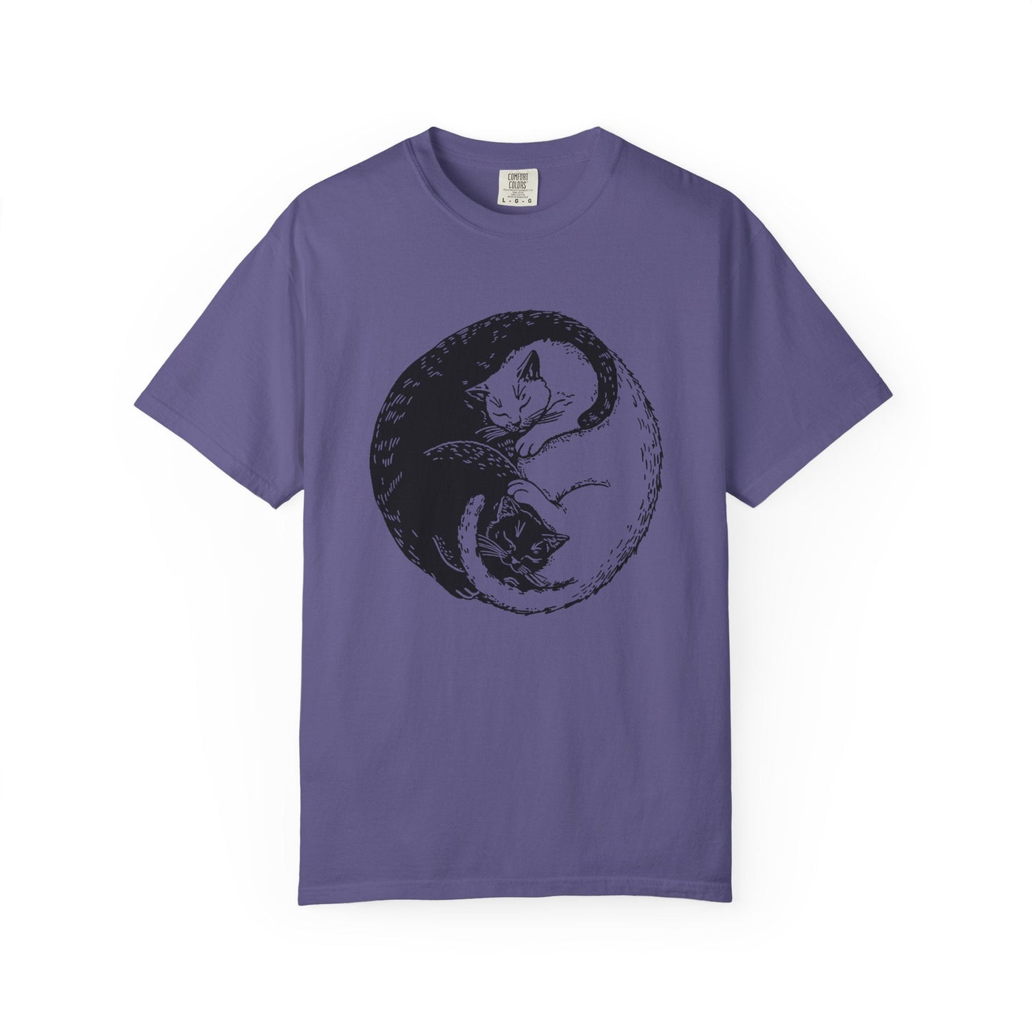 Yin Yang Cats – Black & White Sleeping Cat Tee