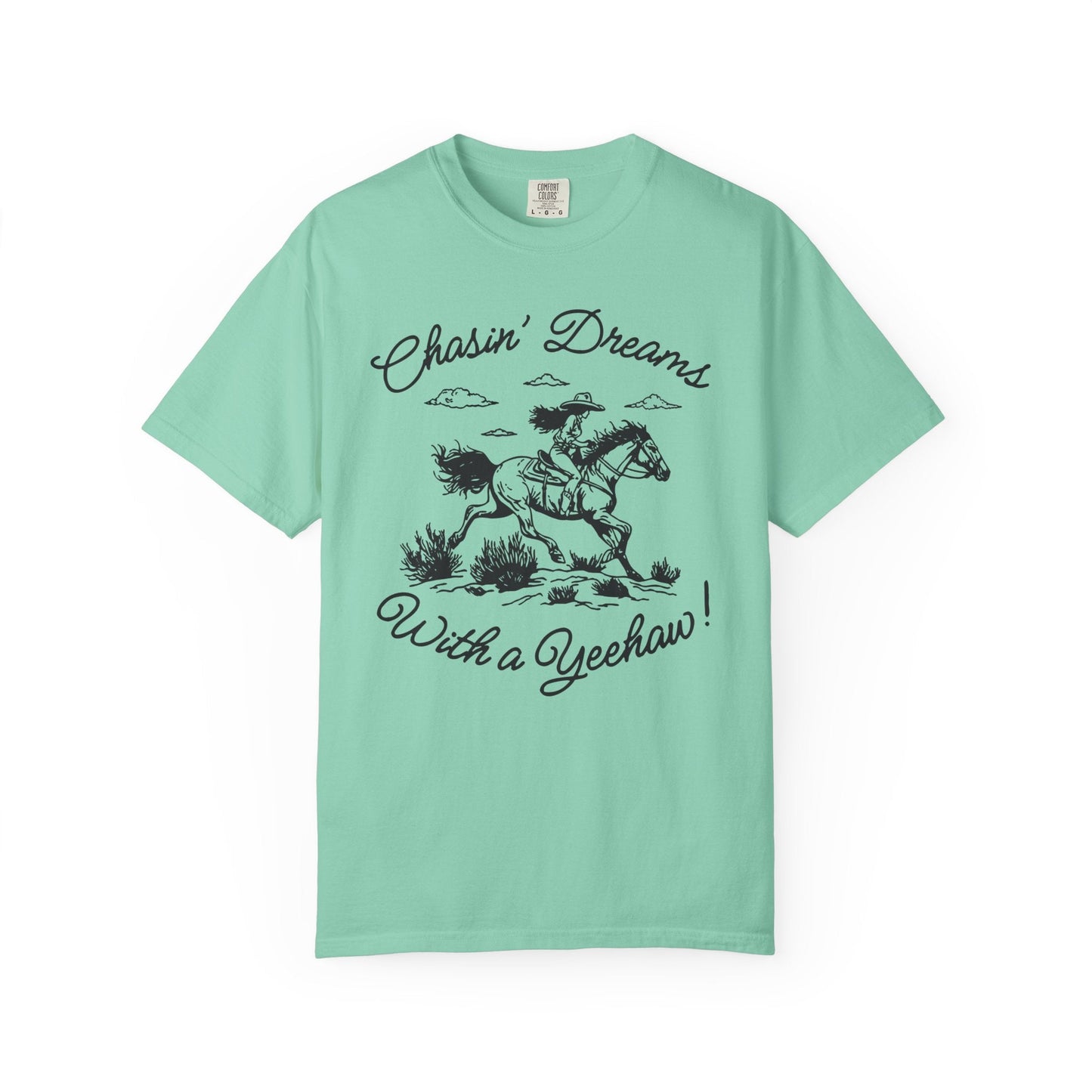 Chasin’ Dreams With a Yeehaw Tee – Retro Cowgirl Line Art Shirt
