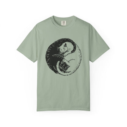 Yin Yang Cats – Black & White Sleeping Cat Tee