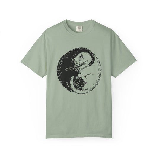 Yin Yang Cats – Black & White Sleeping Cat Tee