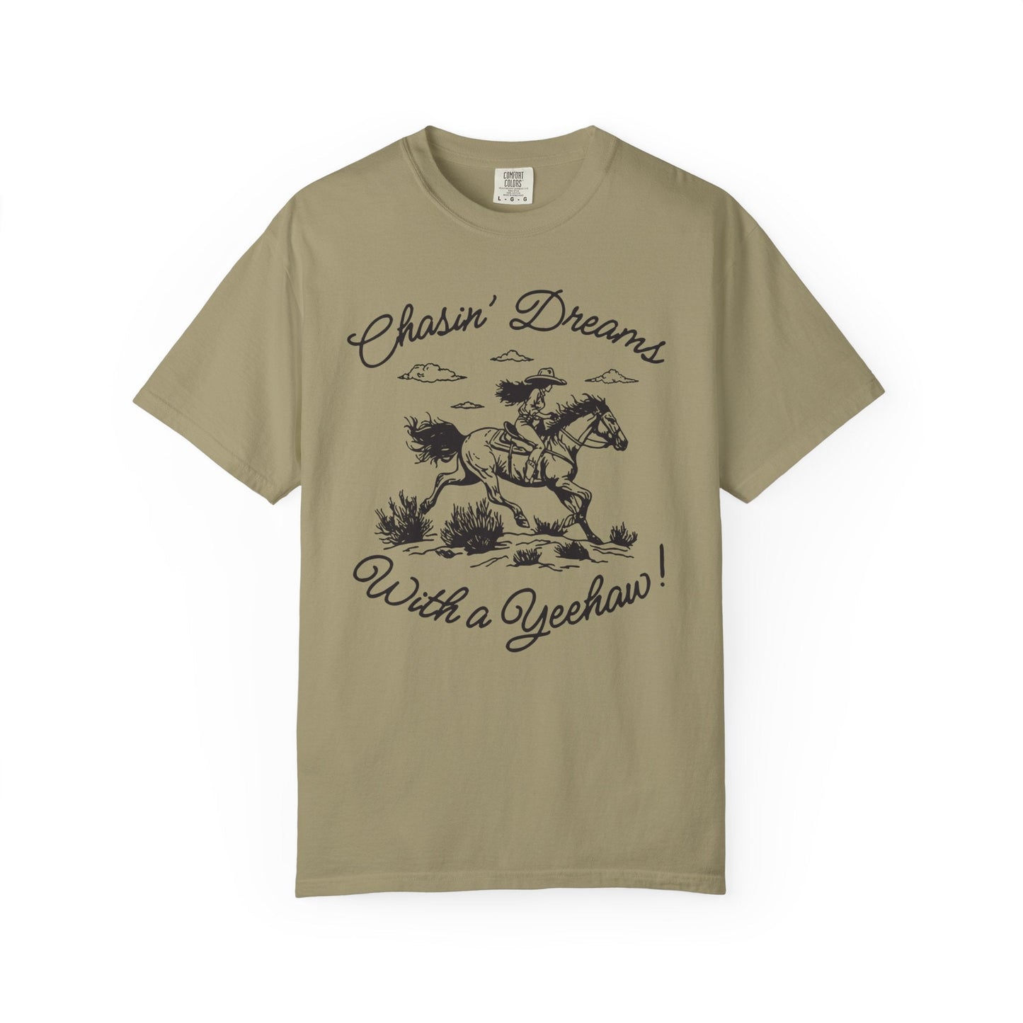 Chasin’ Dreams With a Yeehaw Tee – Retro Cowgirl Line Art Shirt