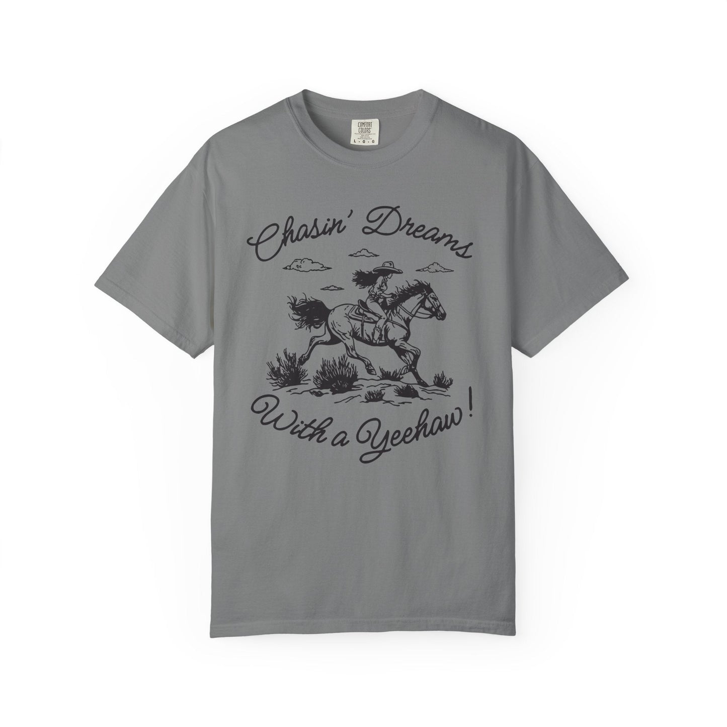 Chasin’ Dreams With a Yeehaw Tee – Retro Cowgirl Line Art Shirt